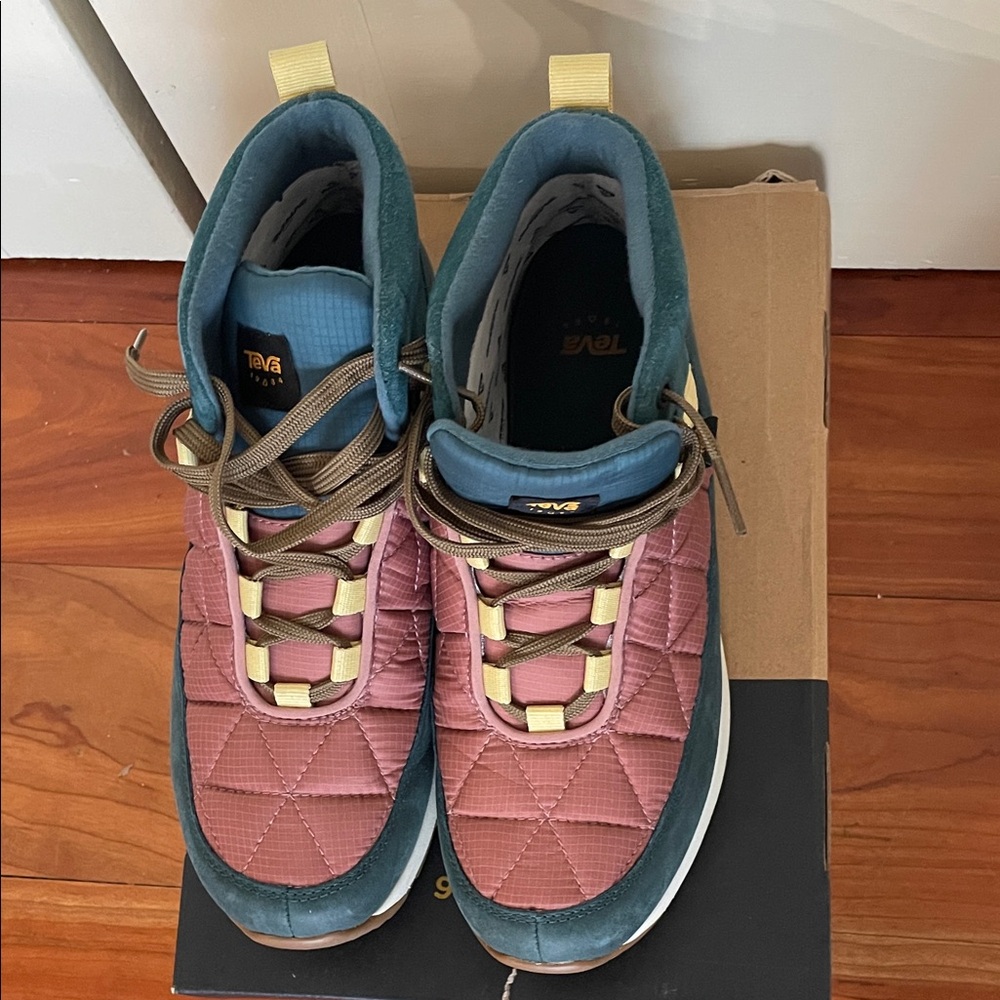 Women's Teva Highside '84 Mid Boots - Picture 2 of 5